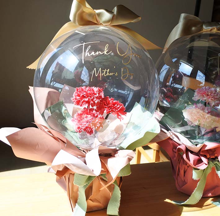 母の日プレゼントフラワーバルーン Thank You Mother S Day レッドカーネーション 卓上タイプ 送料込み 数量限定 カラー変更あり バルーンアレンジ バルーンショップ Alpaca Paca