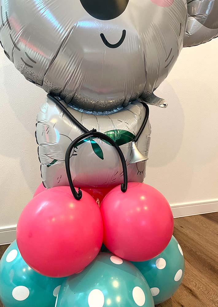 �����ȁA�J�@���j���o���[��